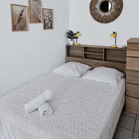 Casa - Centre - Moderne - Linge Inclus